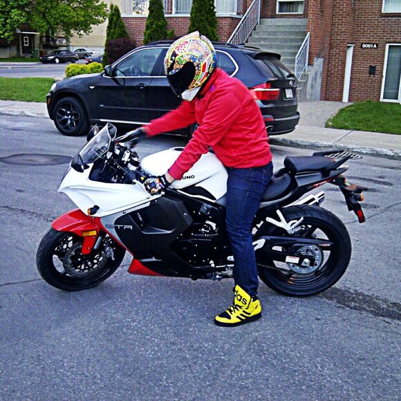 Meet Your Posher! - Picture 5 of 6